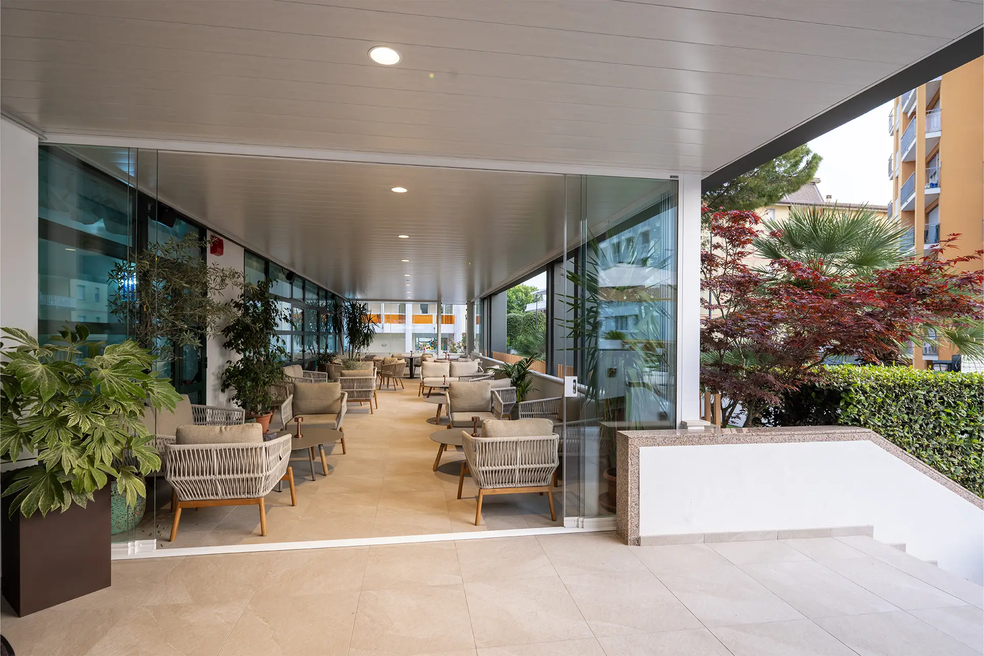 Hotel Concordia Bibione tre stelle superior serate a tema cene bordo piscina